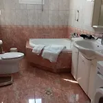 Villa Leon Mare
