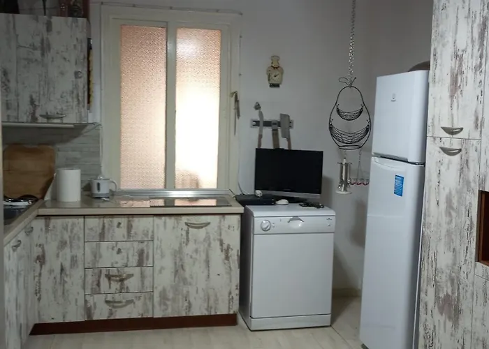 Leon Mare Скала-Каллирахис